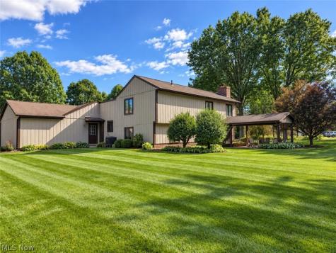 12969 Robinwood Street NE Alliance OH 44601