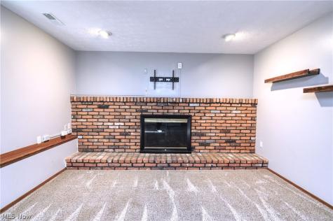 3940 Canterbury Drive Brunswick OH 44212