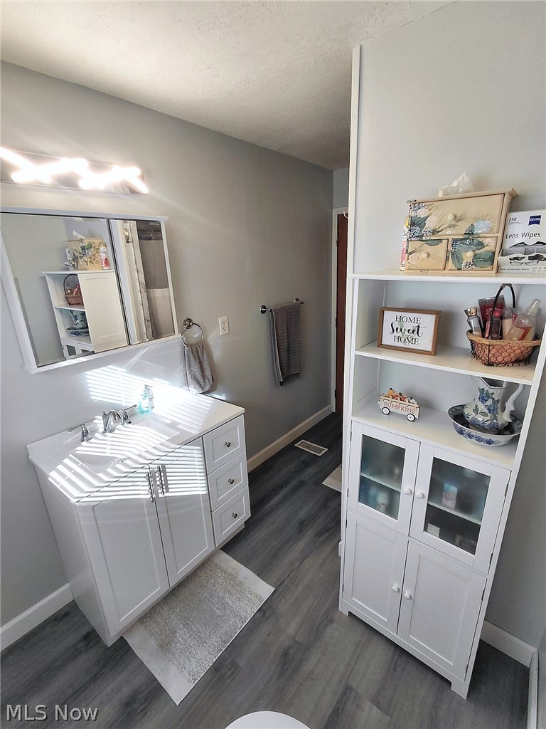 6136 Vo Ash Drive SW Carrollton OH 44615