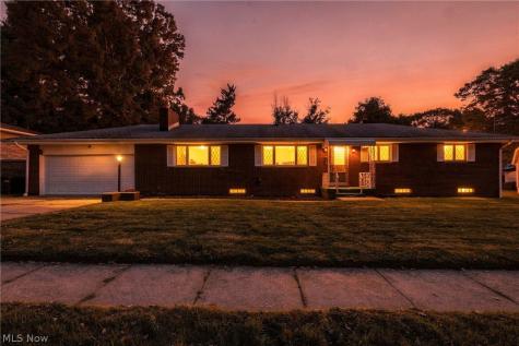 1489 Heights View Drive Akron OH 44305