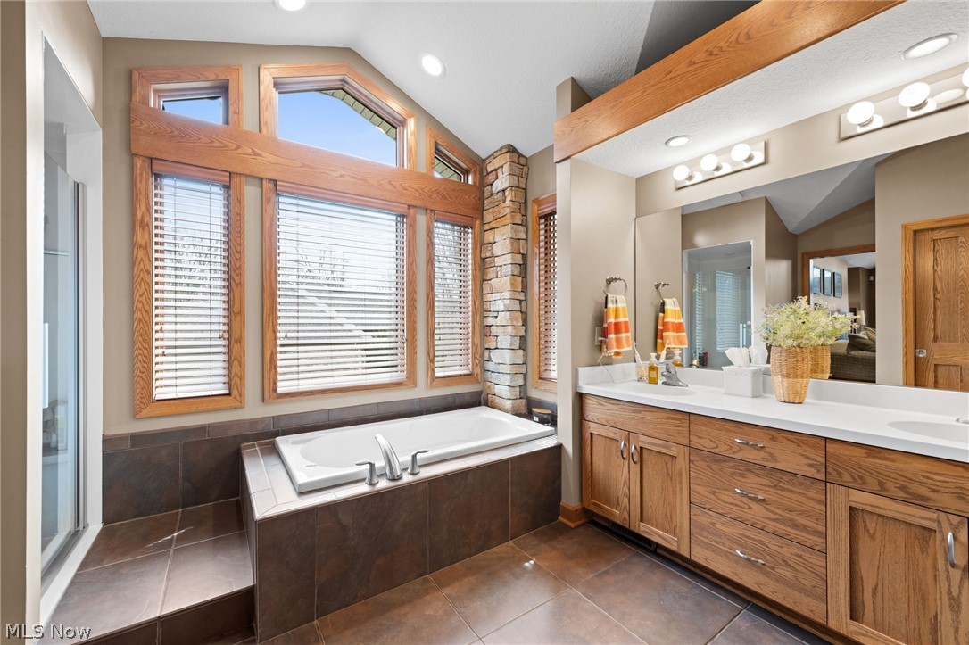 1105 Riverwoods Drive Akron OH 44313