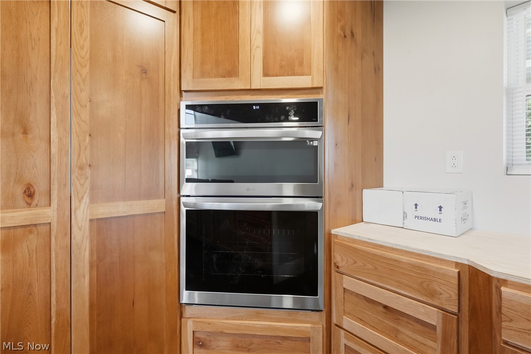 1394 Dewey Street Dresden OH 43821
