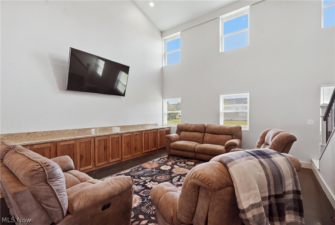 1394 Dewey Street Dresden OH 43821