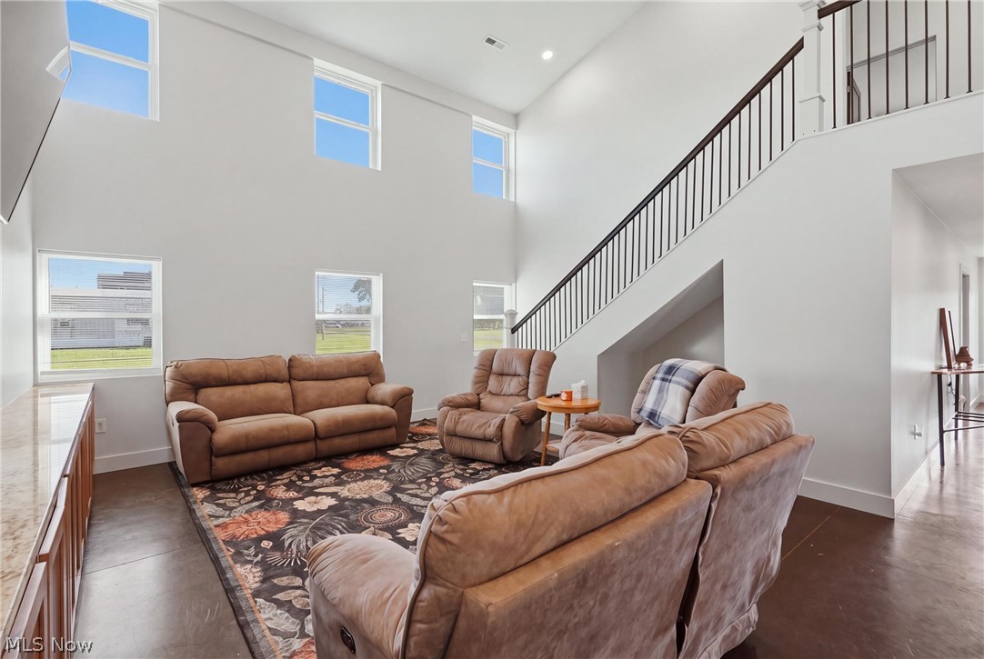 1394 Dewey Street Dresden OH 43821
