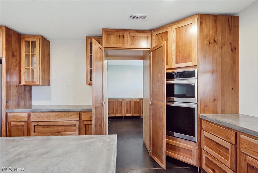 1394 Dewey Street Dresden OH 43821
