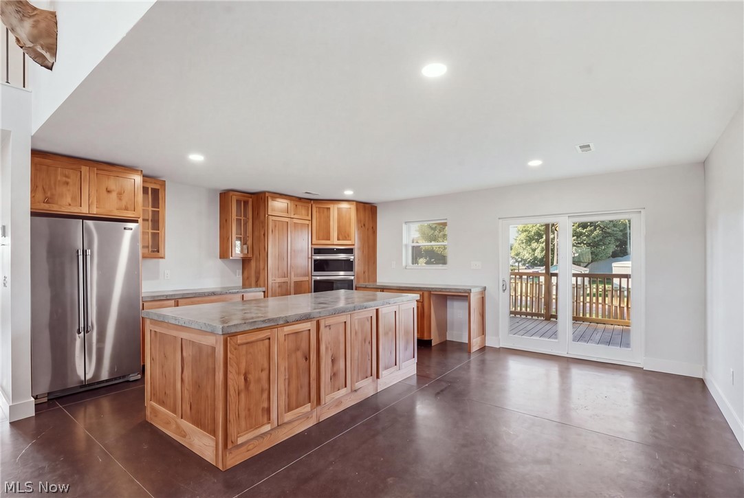 1394 Dewey Street Dresden OH 43821