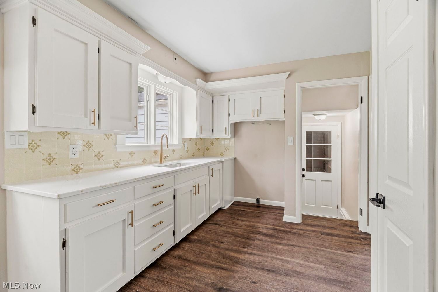 1736 Windsor Road NE Massillon OH 44646