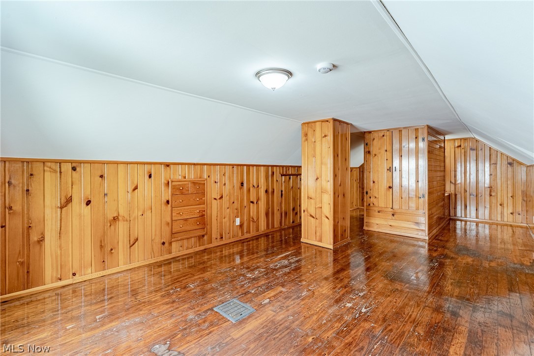 4357 Ingleside Road Warrensville Heights OH 44128