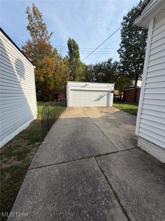 2223 Fenwick Road University Heights OH 44118