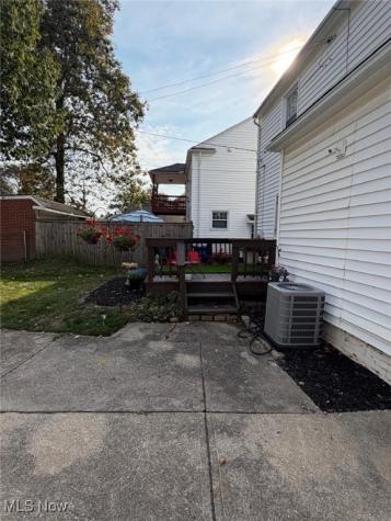 2223 Fenwick Road University Heights OH 44118