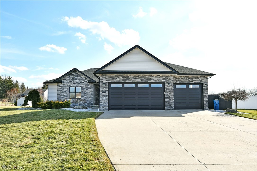 4885 Treeline Trail New Middletown OH 44442