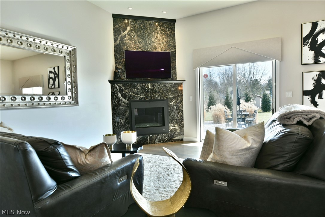 4885 Treeline Trail New Middletown OH 44442