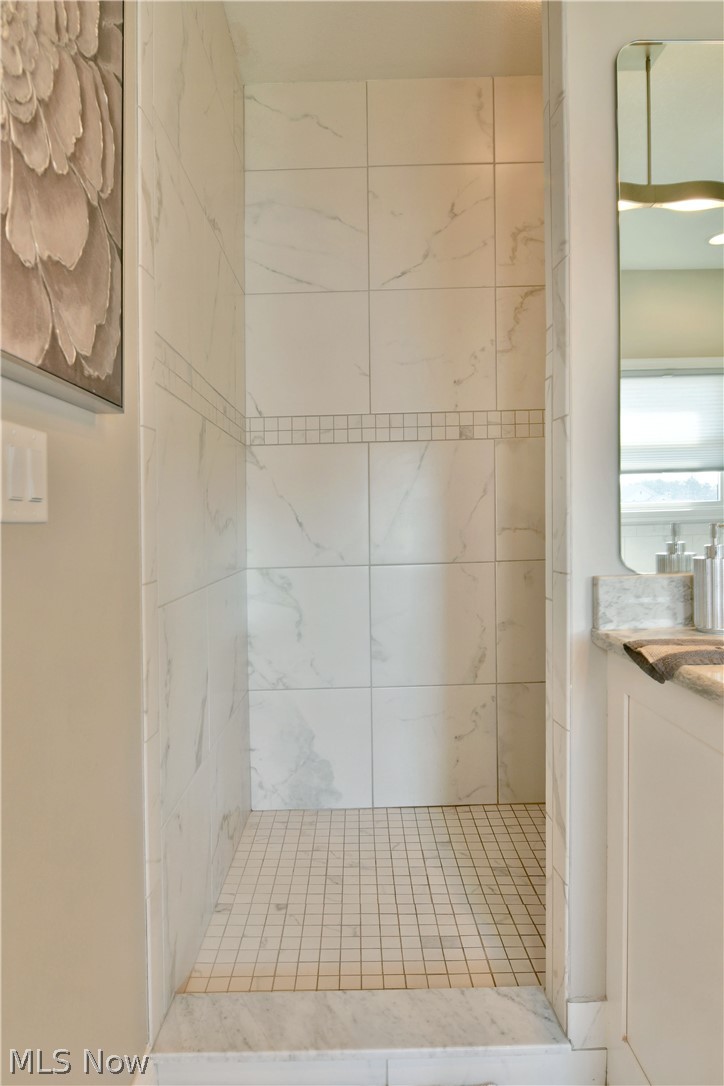 4885 Treeline Trail New Middletown OH 44442