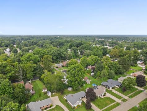 2740 Ridgewood Avenue Alliance OH 44601