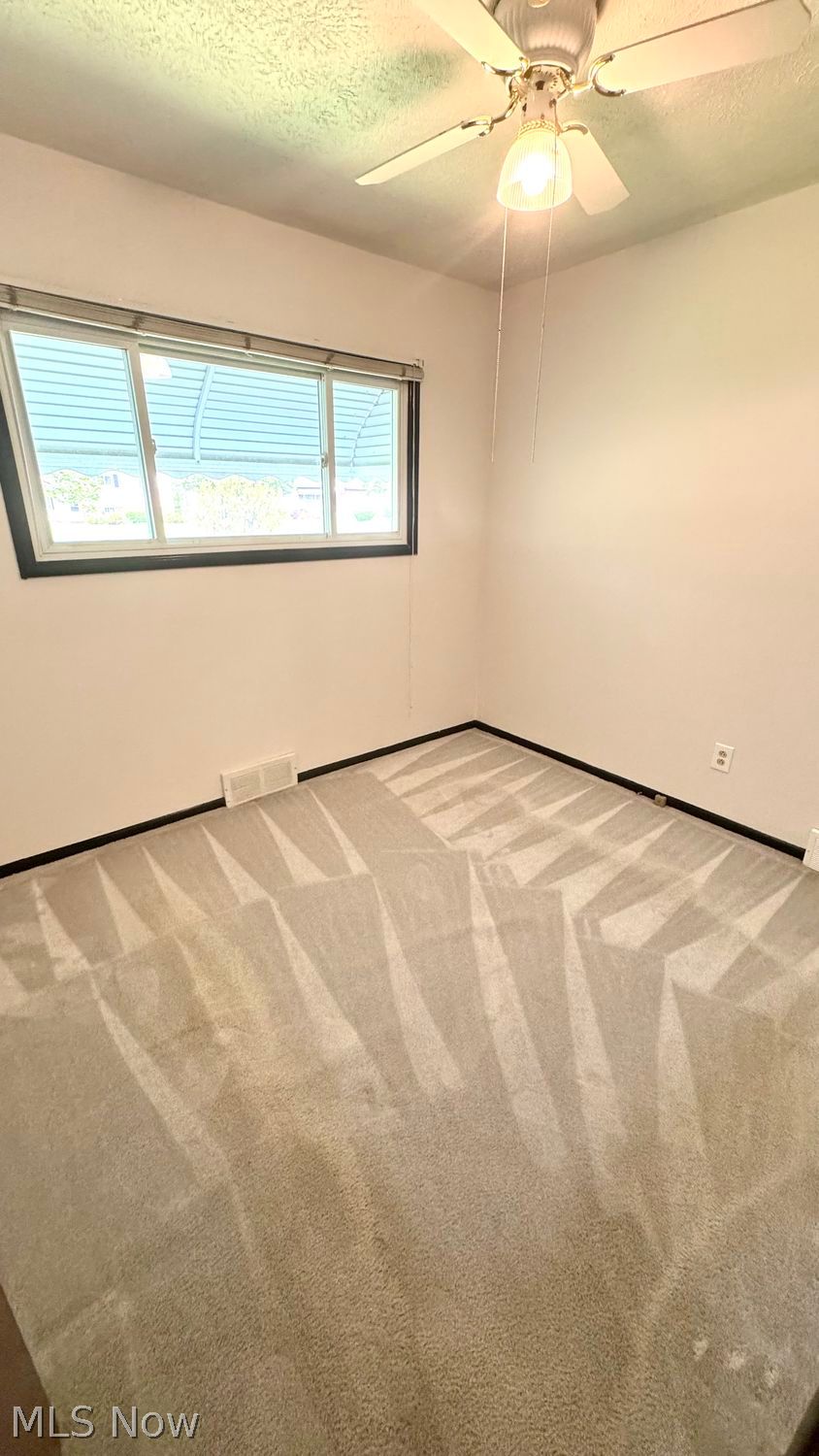 5527 Meadow Lane Bedford OH 44146