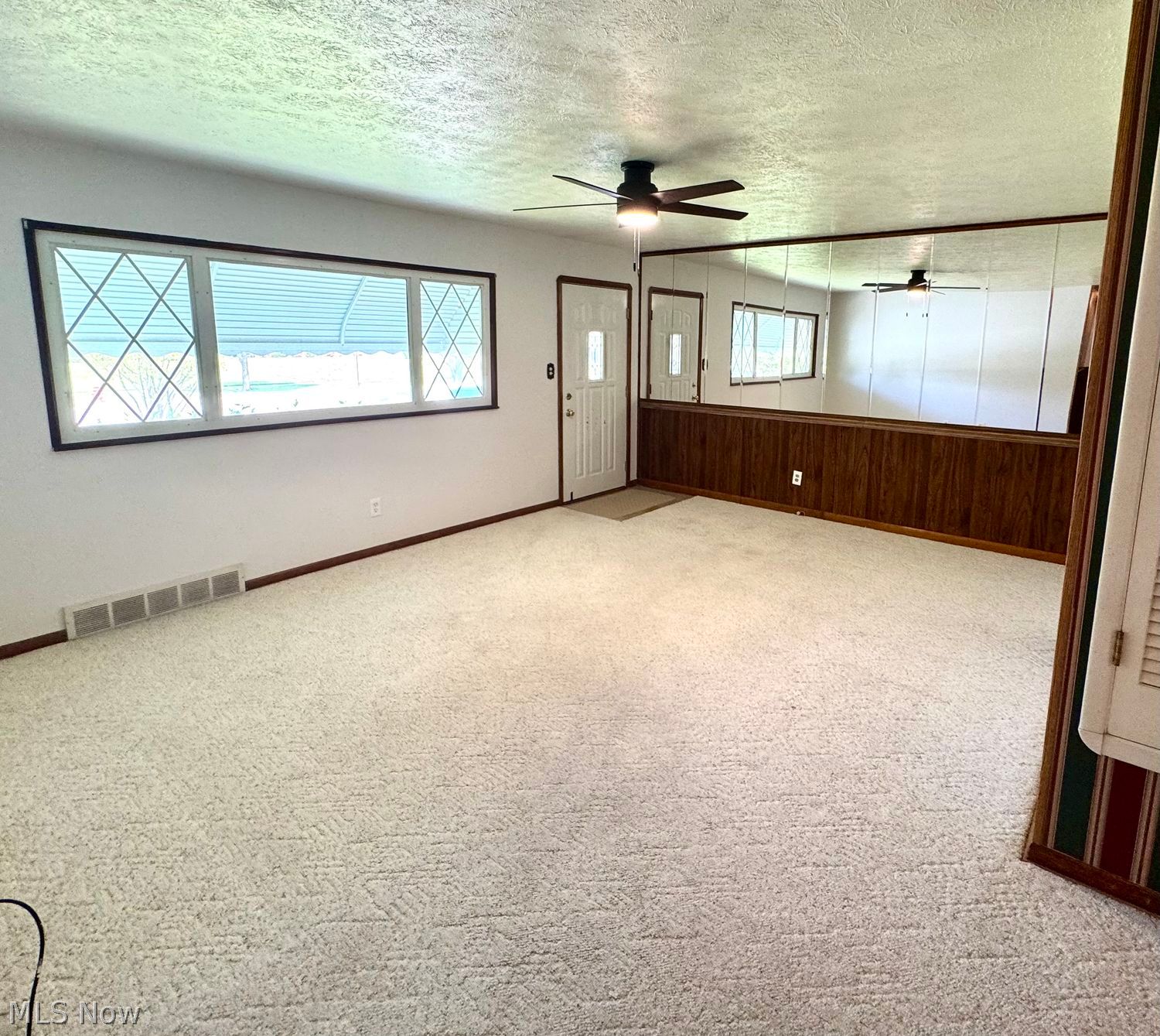 5527 Meadow Lane Bedford OH 44146