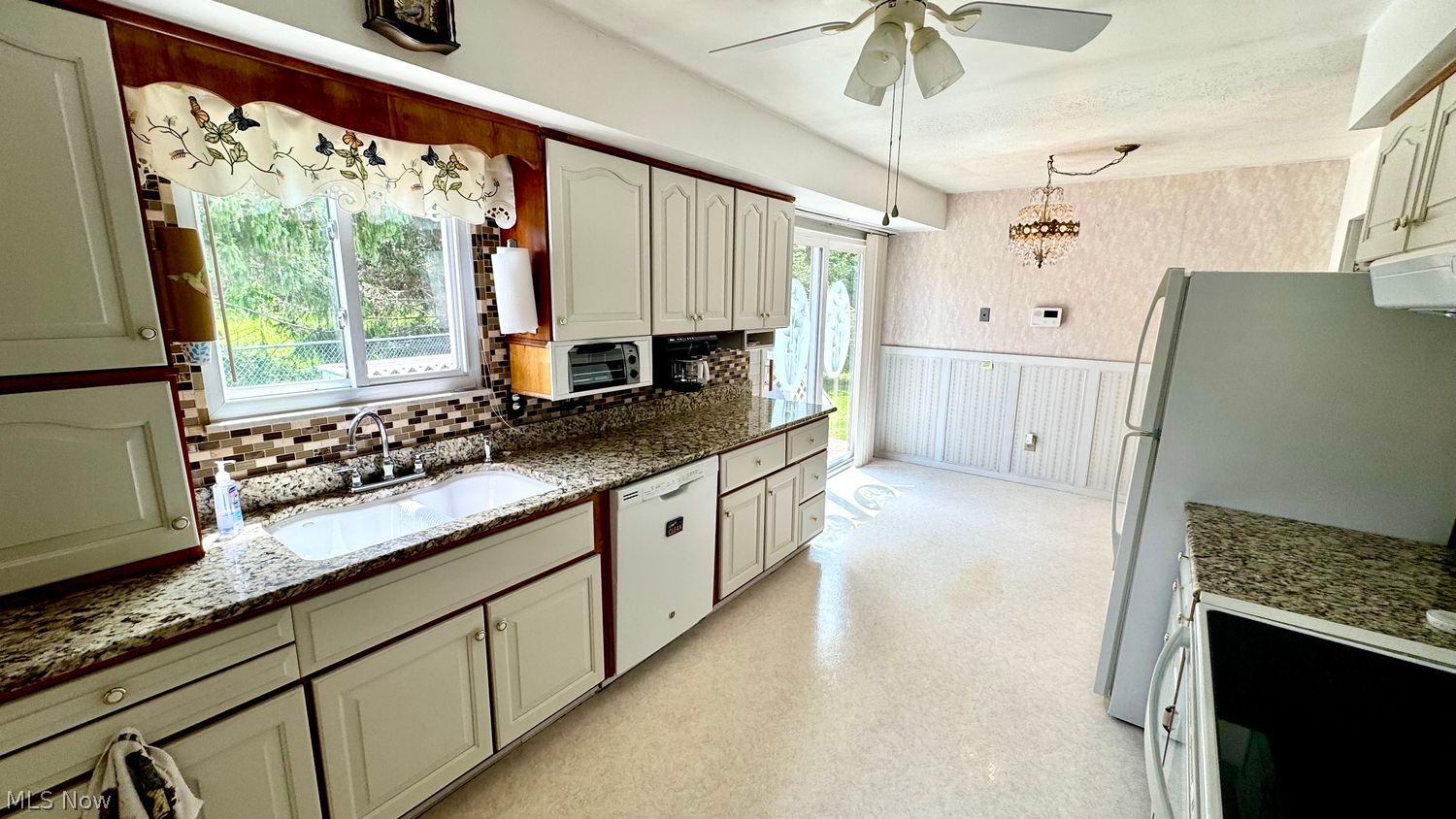 5527 Meadow Lane Bedford OH 44146