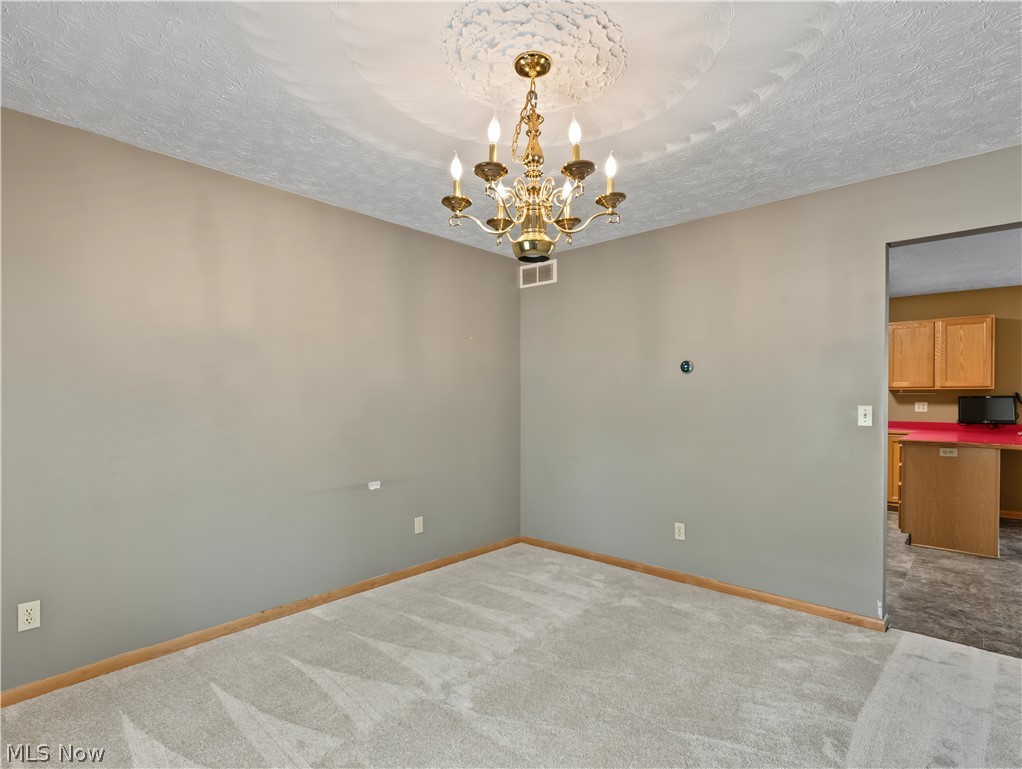 411 Dillon Road Akron OH 44313