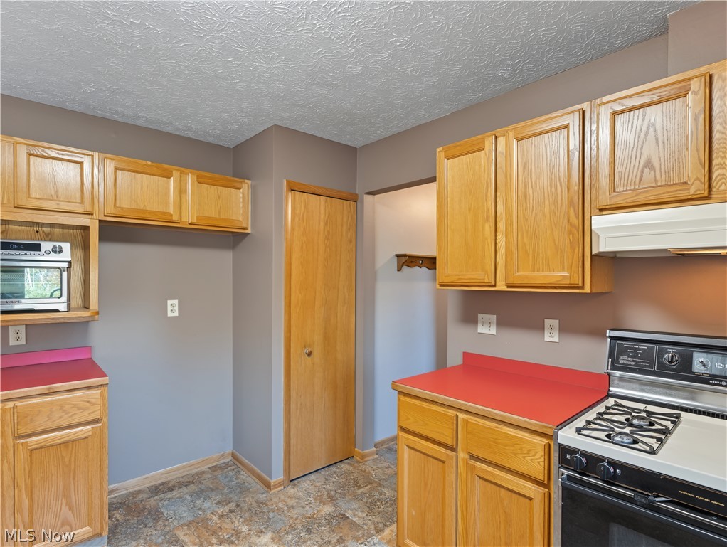 411 Dillon Road Akron OH 44313
