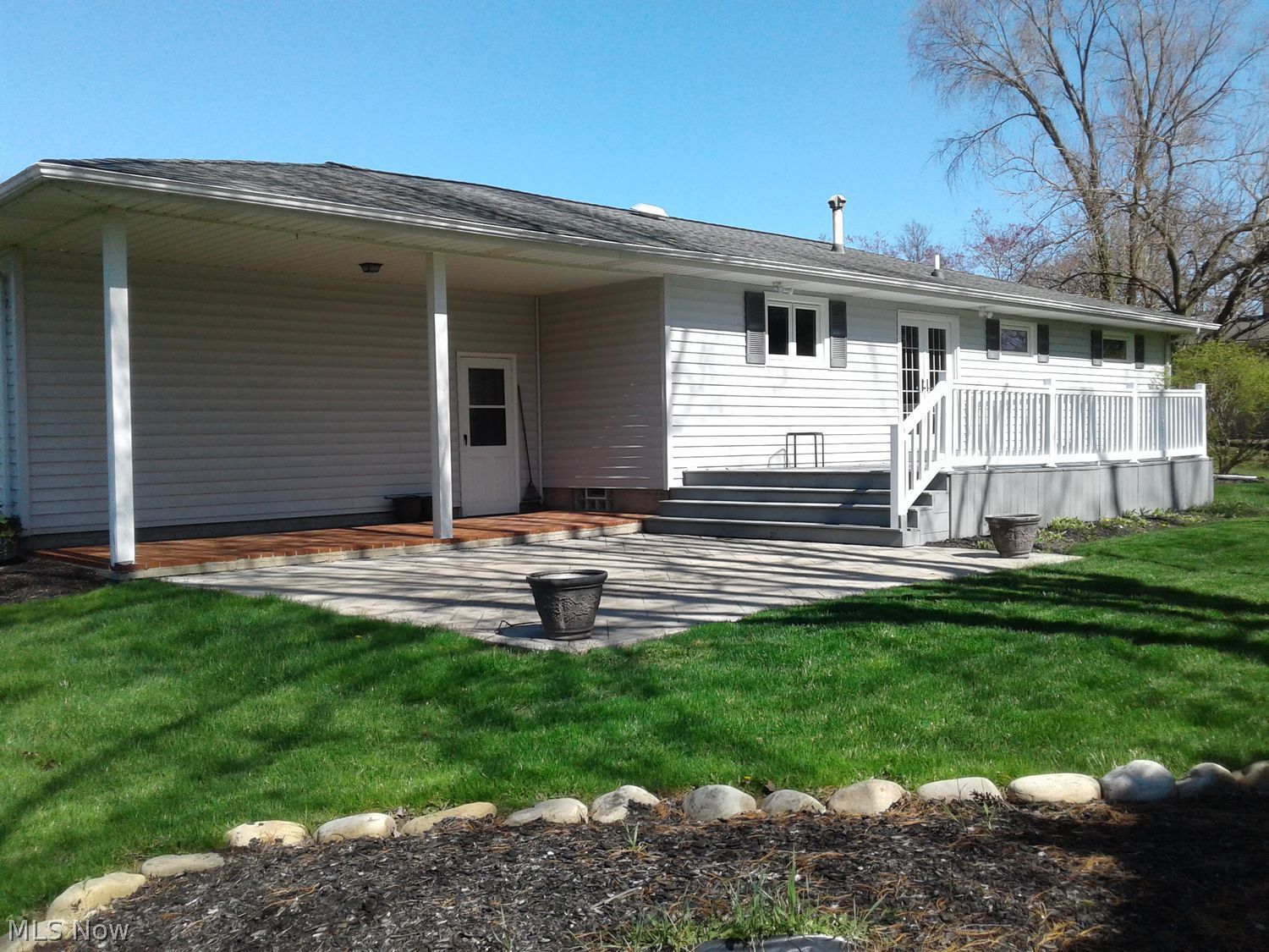 2708 Robinhood Drive Lorain OH 44053