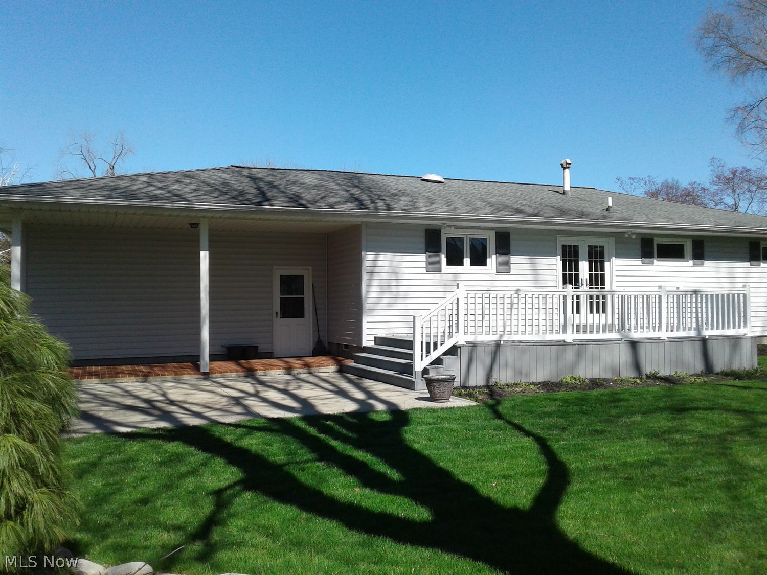 2708 Robinhood Drive Lorain OH 44053