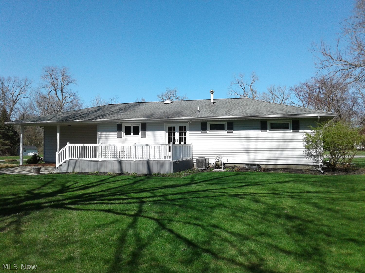 2708 Robinhood Drive Lorain OH 44053