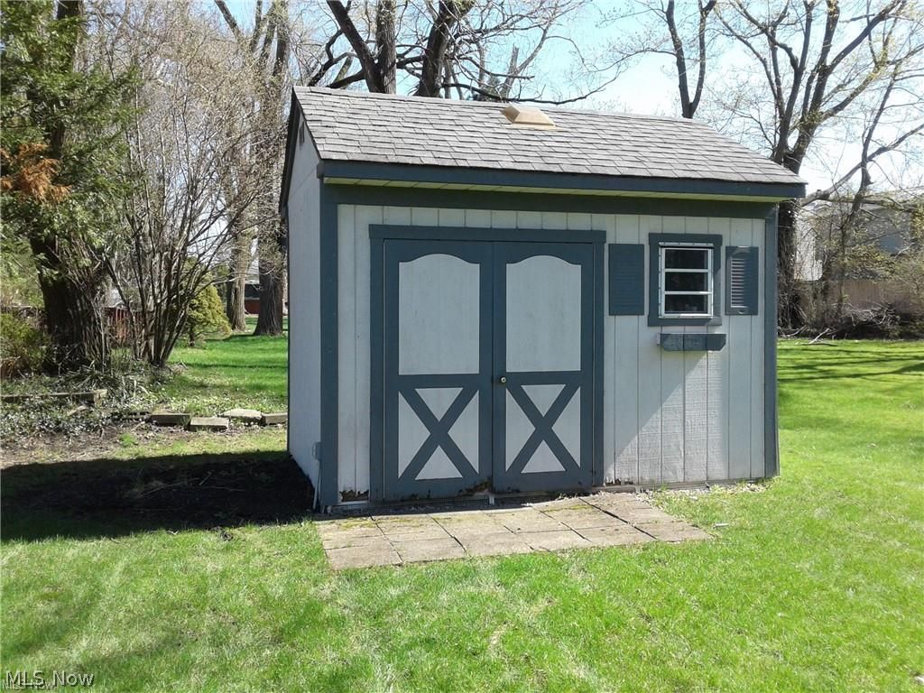 2708 Robinhood Drive Lorain OH 44053