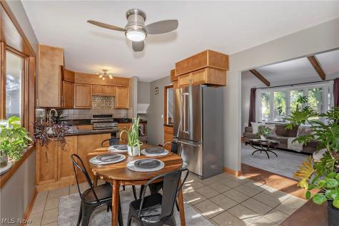 5114 Dogwood Trail Lyndhurst OH 44124