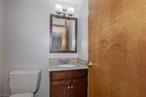 5114 Dogwood Trail Lyndhurst OH 44124