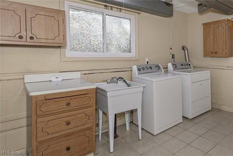 5114 Dogwood Trail Lyndhurst OH 44124