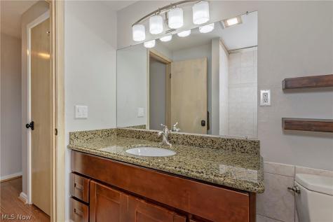 5114 Dogwood Trail Lyndhurst OH 44124
