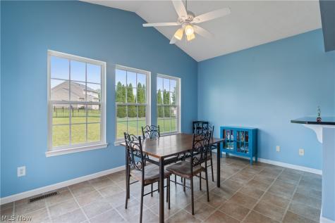 2489 Captens Street NE Canton OH 44721