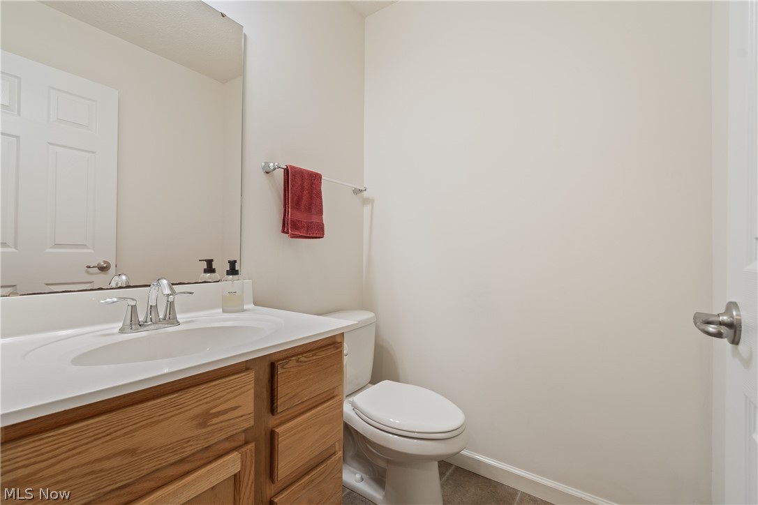 2489 Captens Street NE Canton OH 44721
