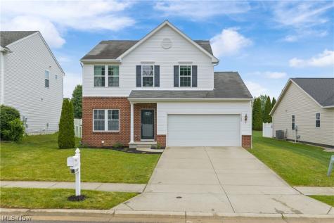 2489 Captens Street NE Canton OH 44721