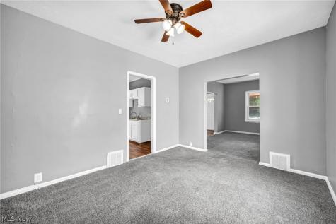 8113 Maryland Avenue Cleveland OH 44105