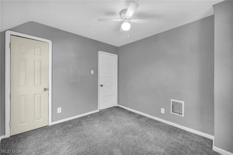 8113 Maryland Avenue Cleveland OH 44105