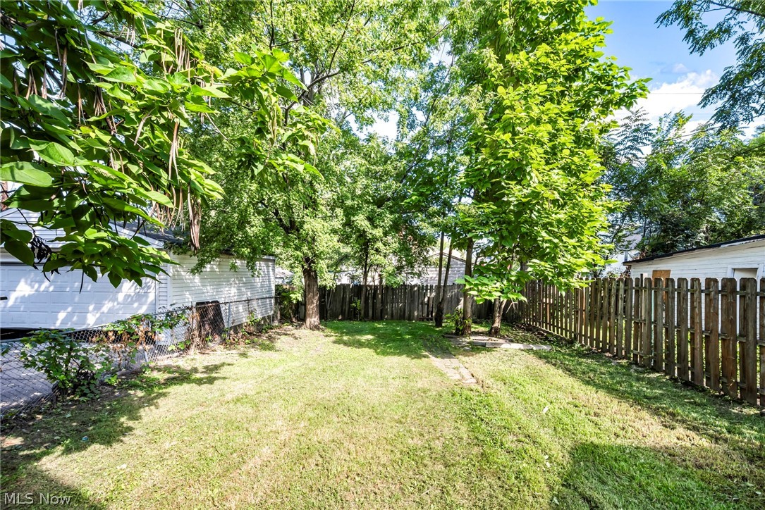 8113 Maryland Avenue Cleveland OH 44105