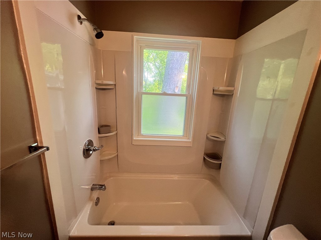4814 Hope Avenue Ashtabula OH 44004