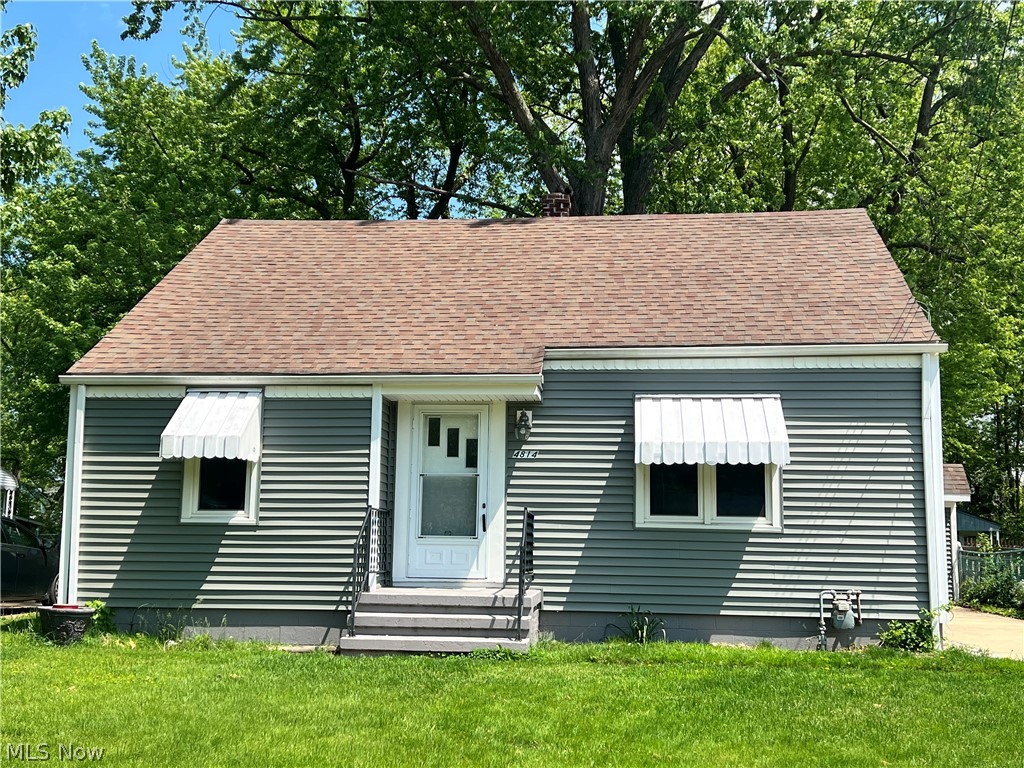 4814 Hope Avenue Ashtabula OH 44004