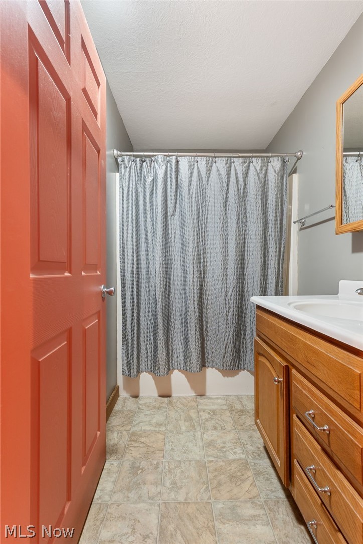 4275 Milo Road Carrollton OH 44615