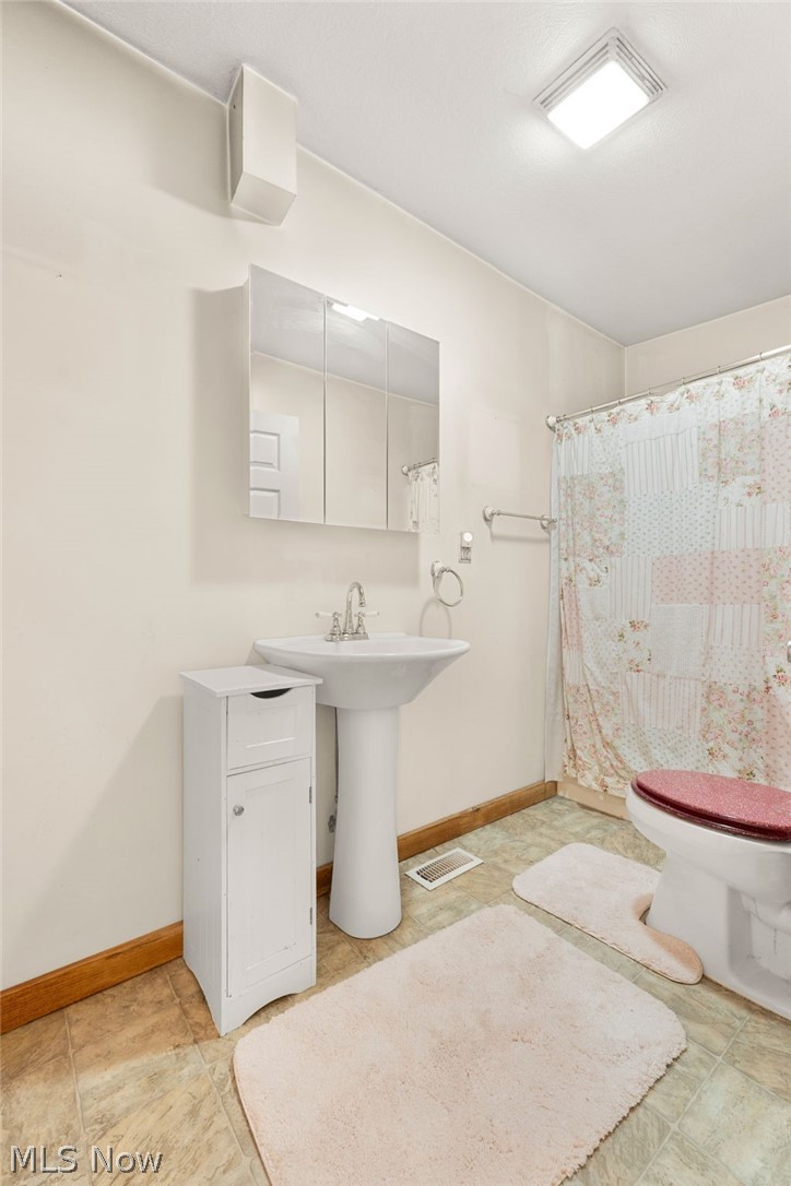 4275 Milo Road Carrollton OH 44615