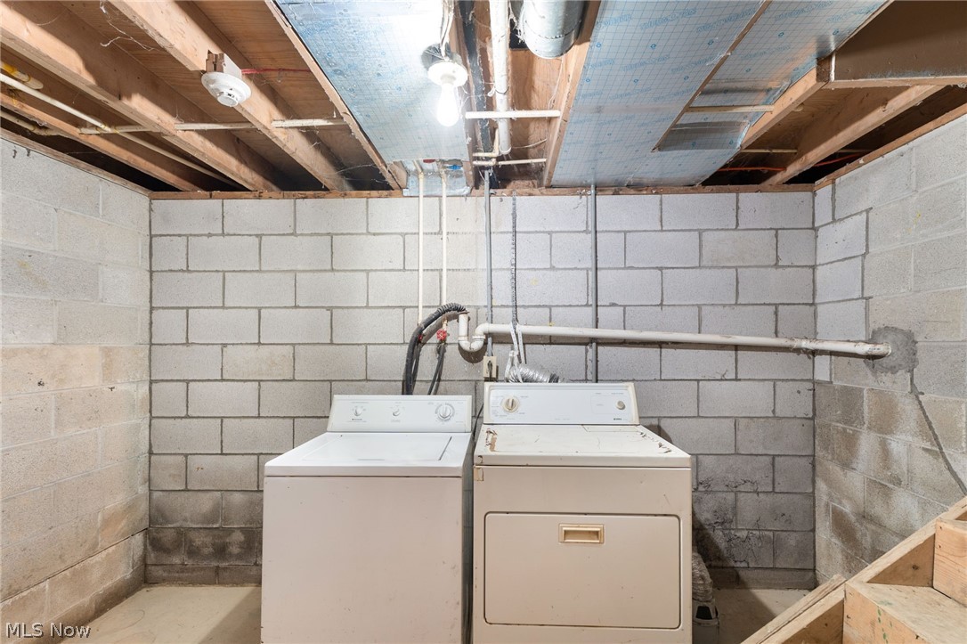 4275 Milo Road Carrollton OH 44615