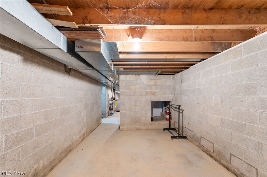 4275 Milo Road Carrollton OH 44615