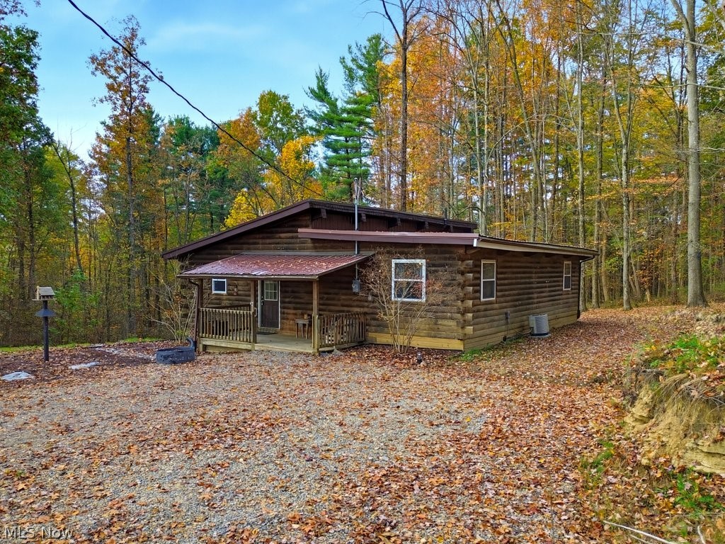 4275 Milo Road Carrollton OH 44615
