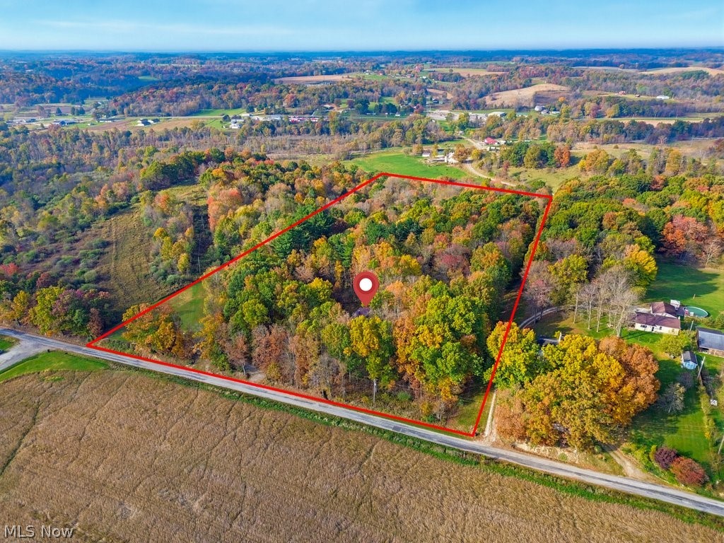 4275 Milo Road Carrollton OH 44615