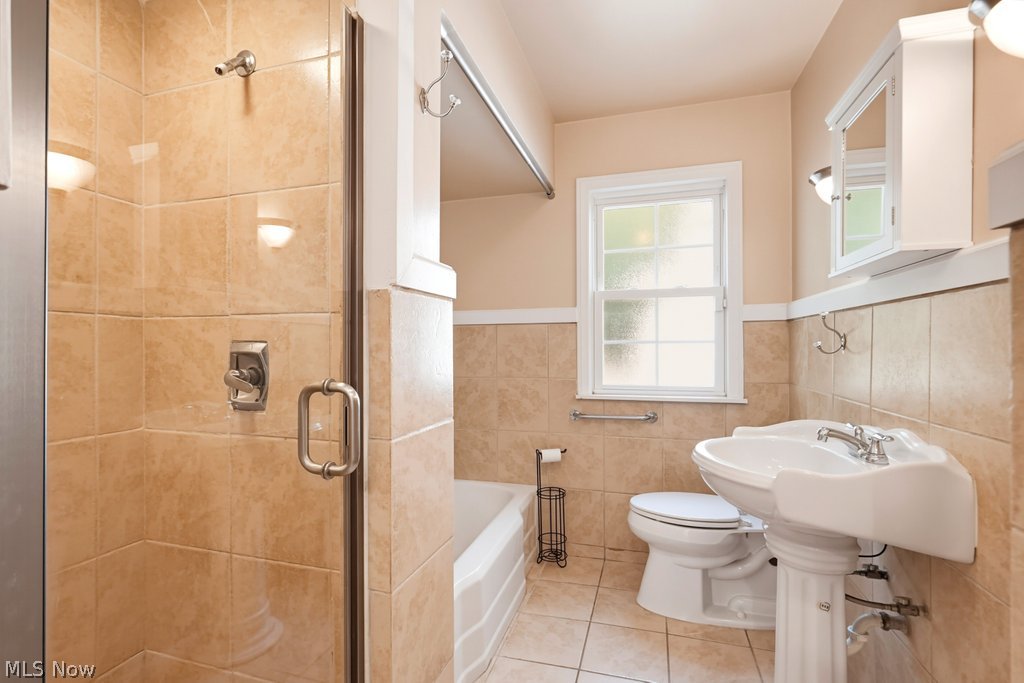 2548 Canterbury Road Cleveland Heights OH 44118