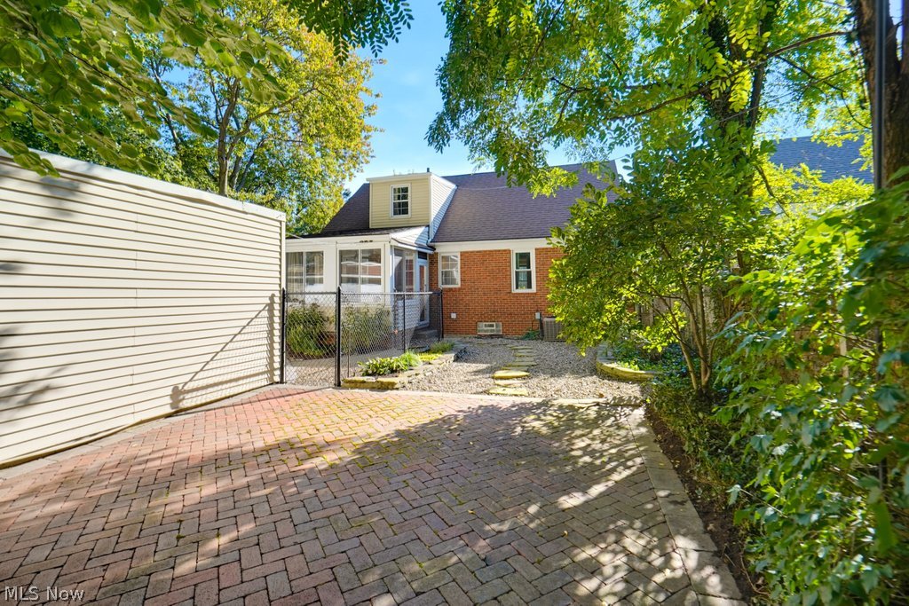 2548 Canterbury Road Cleveland Heights OH 44118