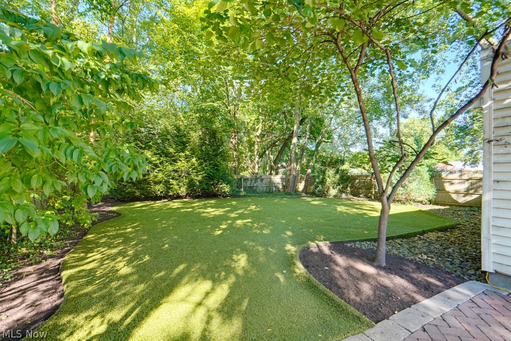 2548 Canterbury Road Cleveland Heights OH 44118
