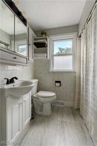 4644 16th Street NW Canton OH 44708