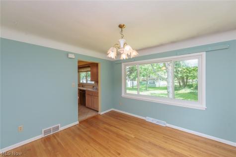 7601 Green Valley Drive Parma OH 44134